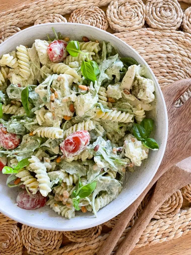 Creamy Pesto Pasta Salad Recipe